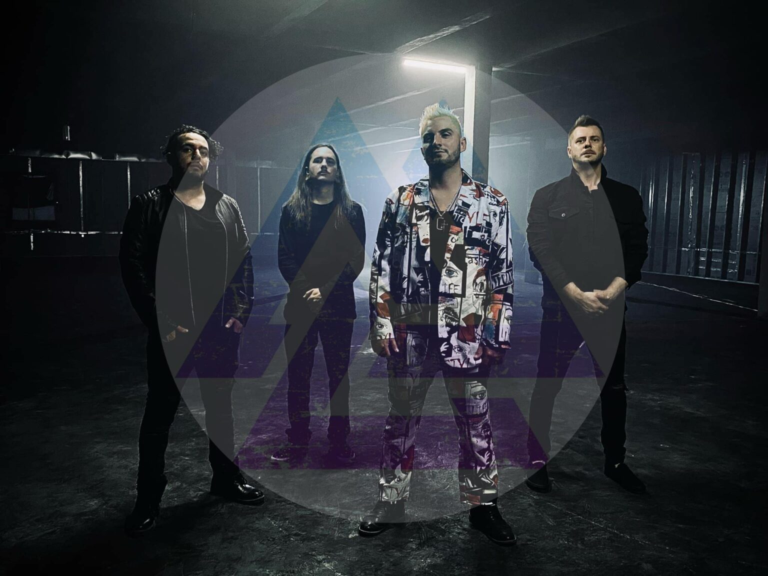 MCHNZ Confronts Inner Shadows on New Single “In The Dark”