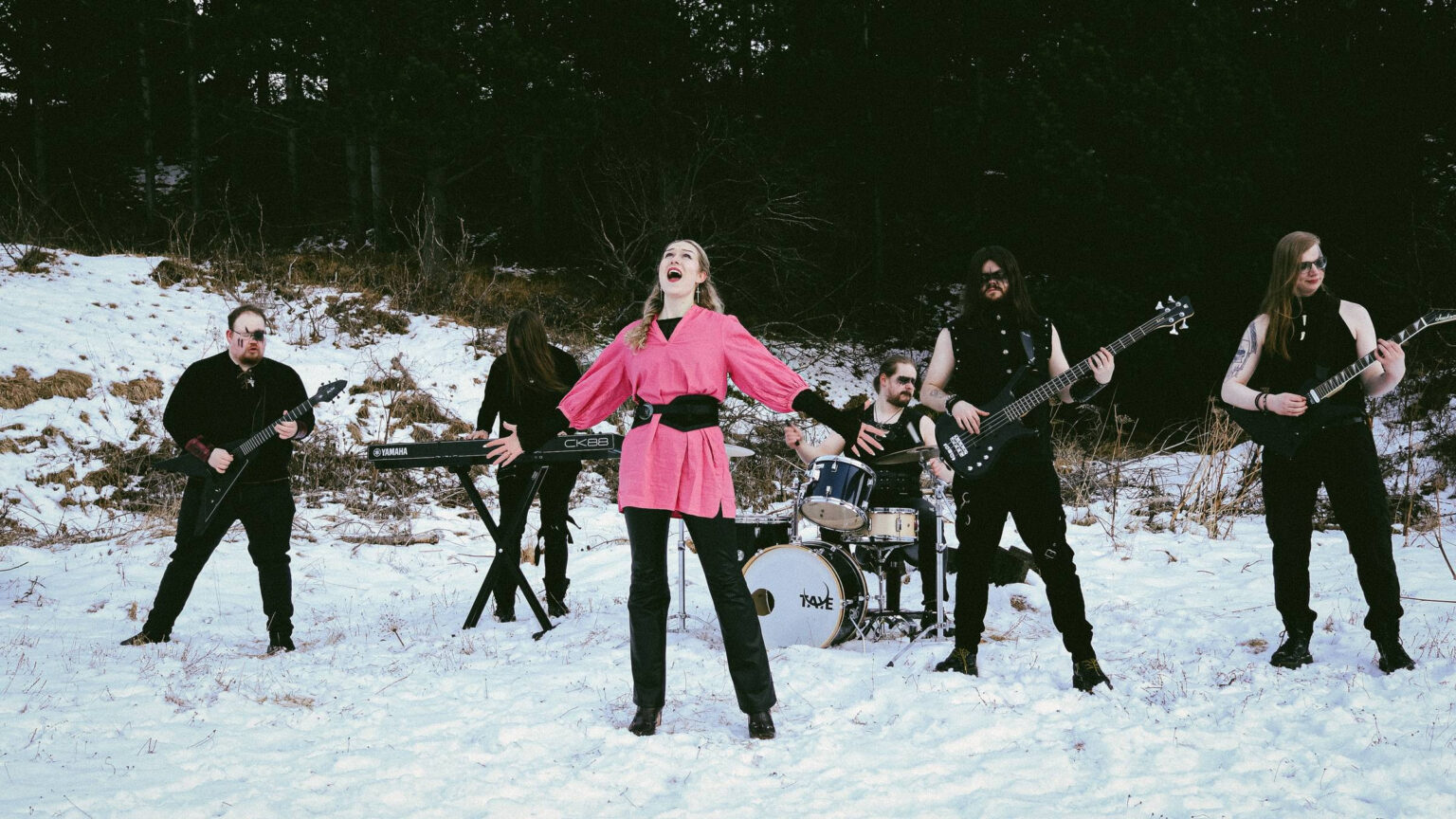 HRAFNABLÓT Announces Debut Album “Guðlaugar Saga” Out Sept 2026