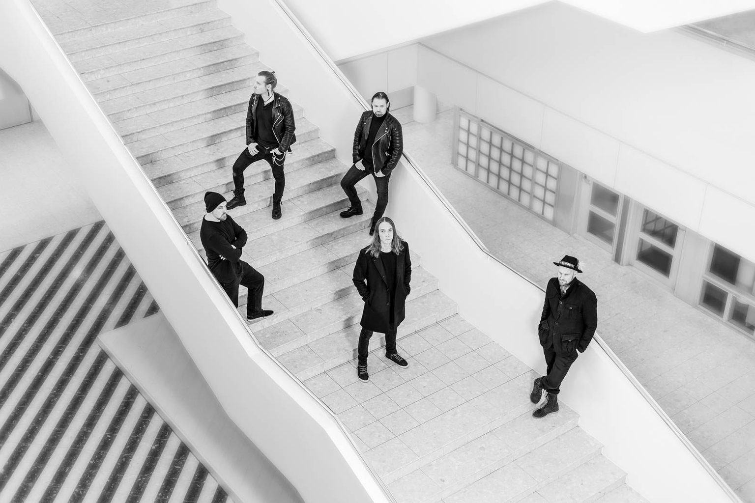FINLAND’S ENDLESS CHAIN RELEASE SECOND SINGLE “DOWN”