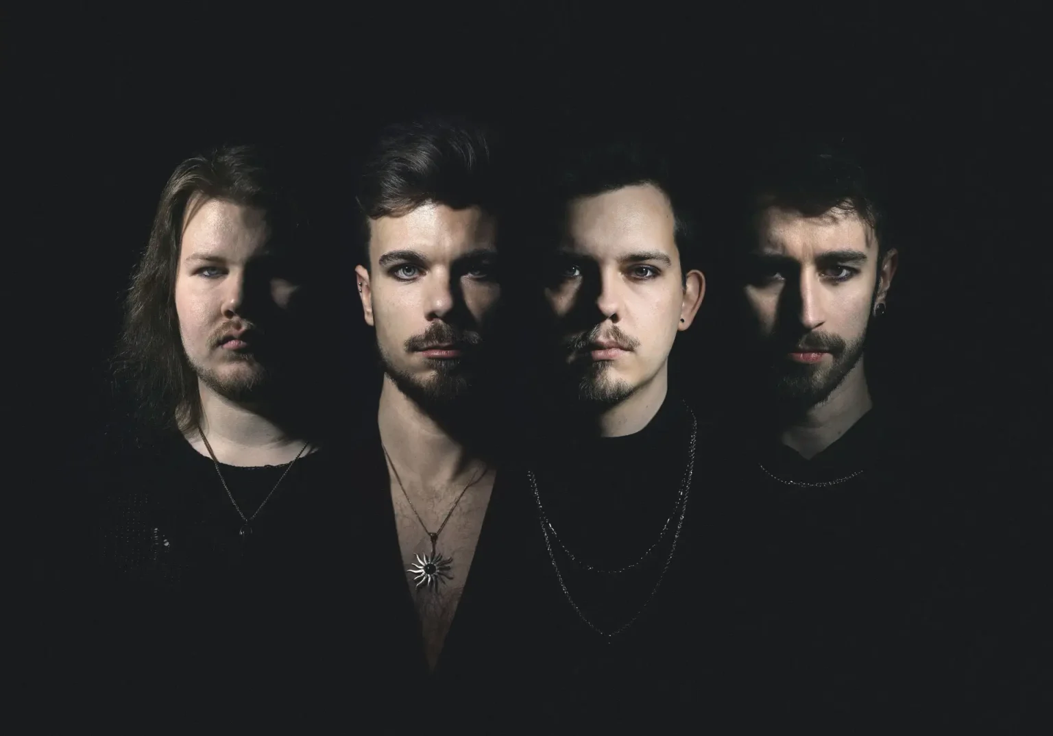 Royal Sorrow launch new single “Covert”
